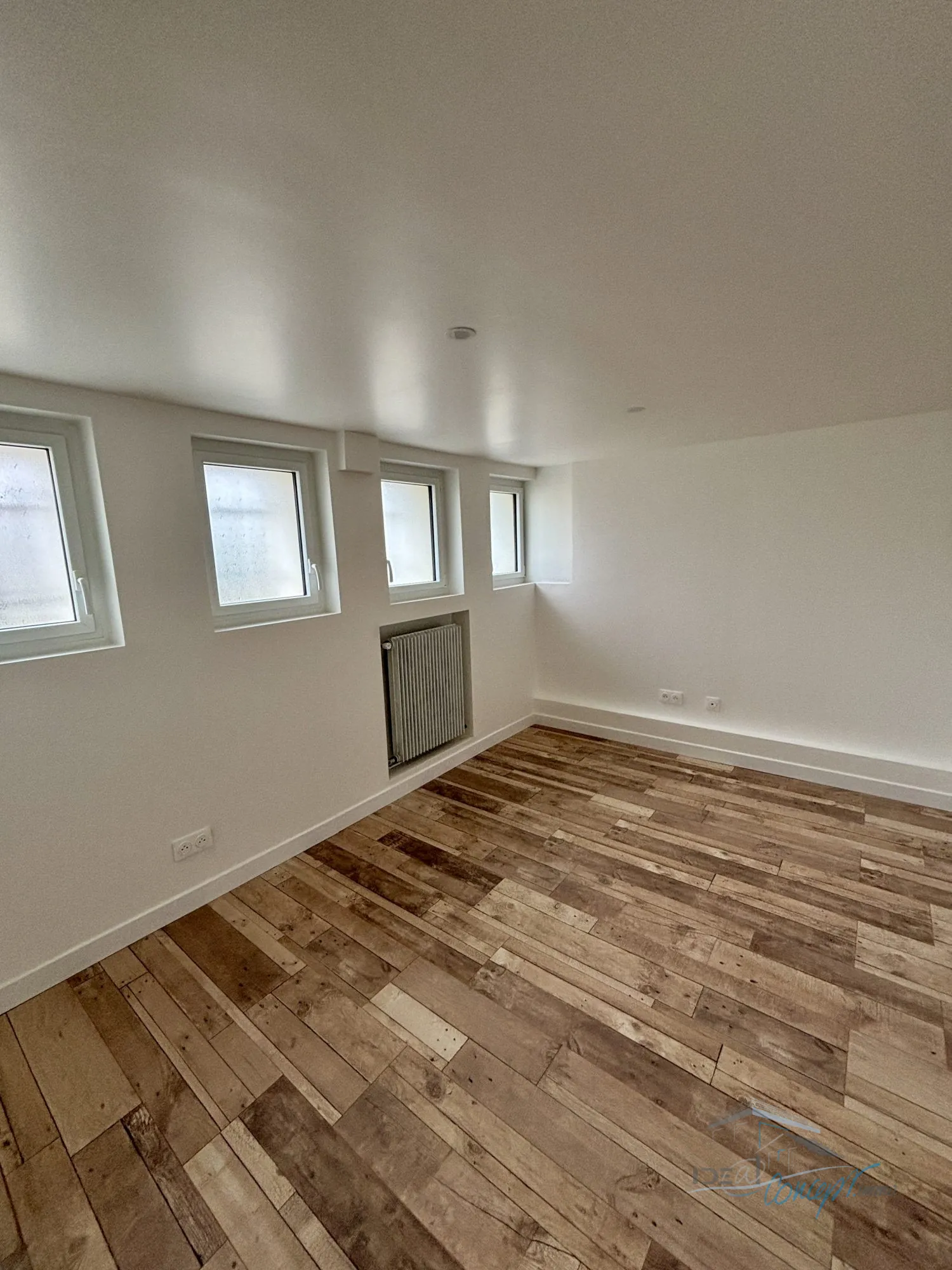 Appartement F3 rénové avec jardin privé à Lardy en vente 