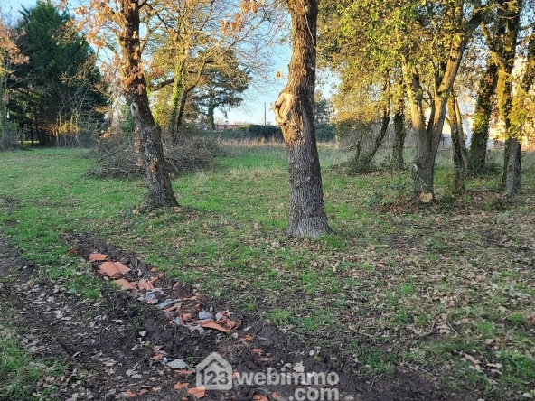 Terrain à bâtir de 546 m² à Talmont-Saint-Hilaire, proche plage et commerces