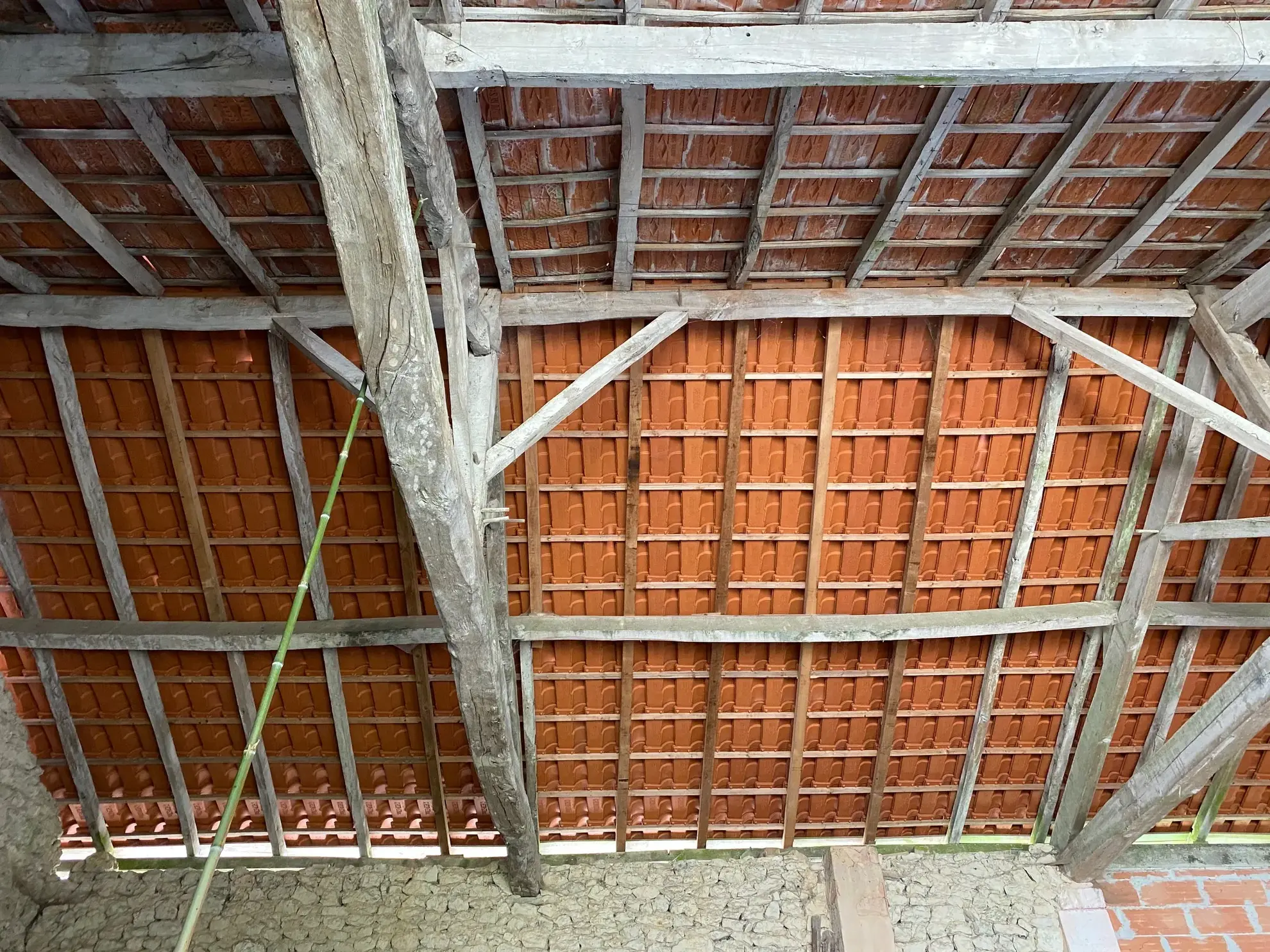 Ancien corps de ferme rénové à Verteillac avec terrain de 9775 m² 