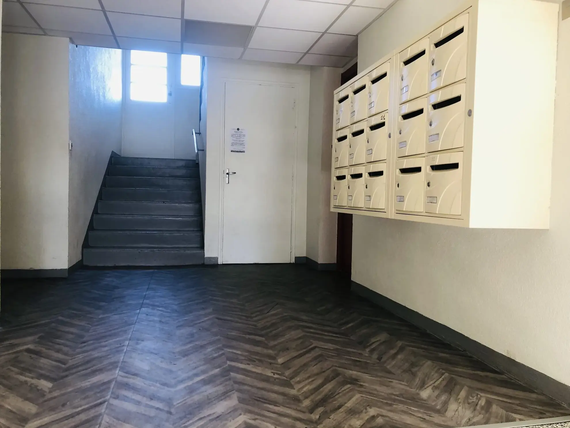 Appartement T3 à vendre à Perpignan avec vue campagne et balcon – 60,16 m² 