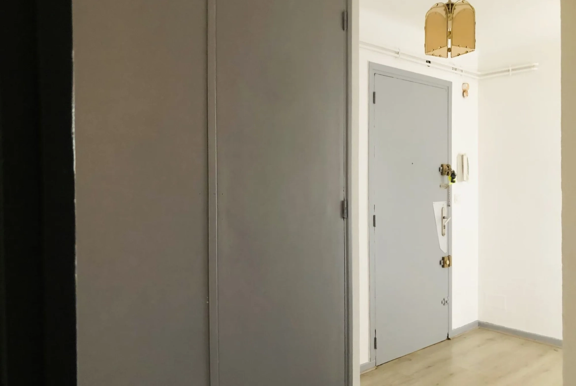 Appartement T3 à vendre à Perpignan avec vue campagne et balcon – 60,16 m² 