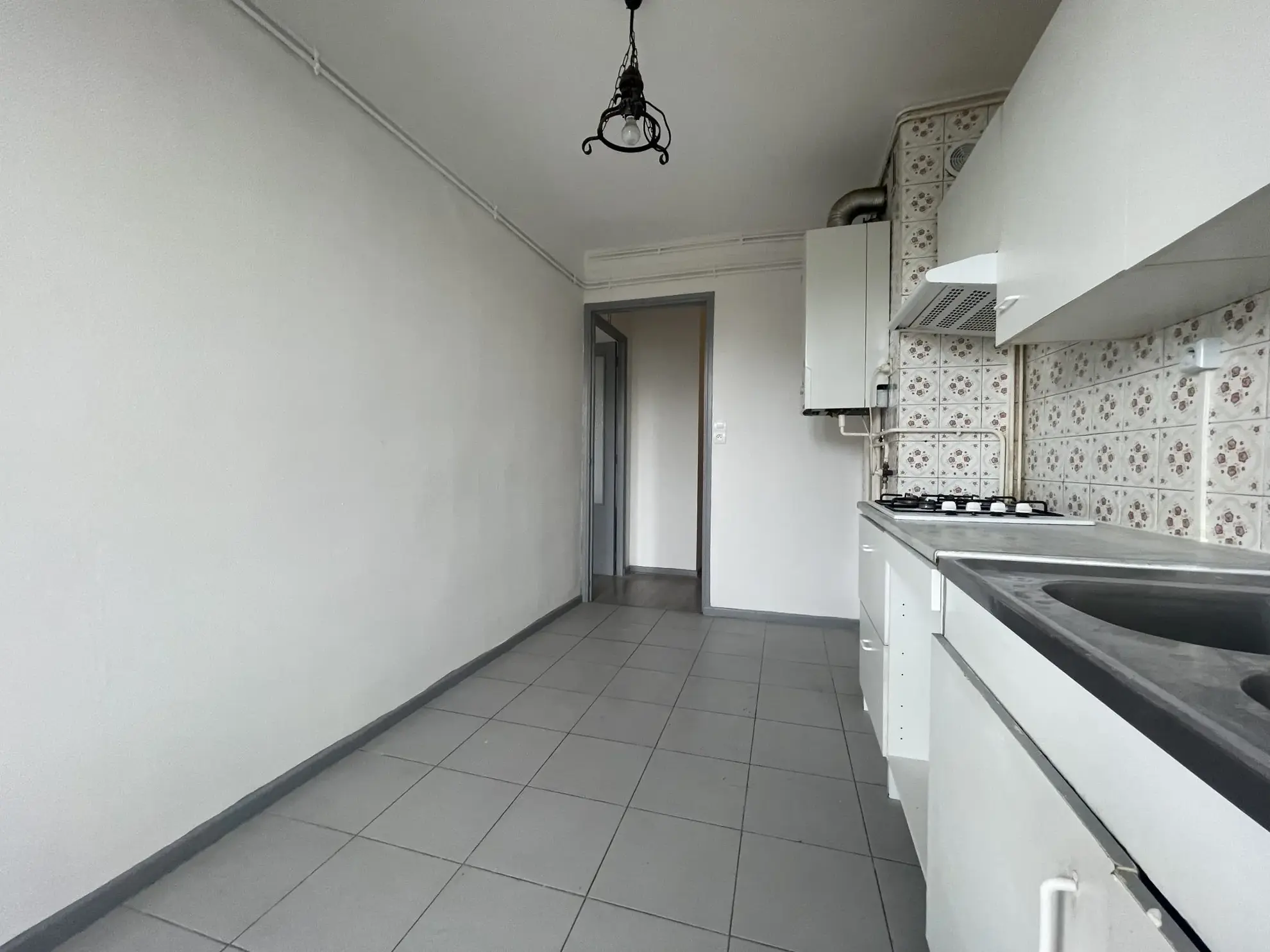 Appartement T3 à vendre à Perpignan avec vue campagne et balcon – 60,16 m² 