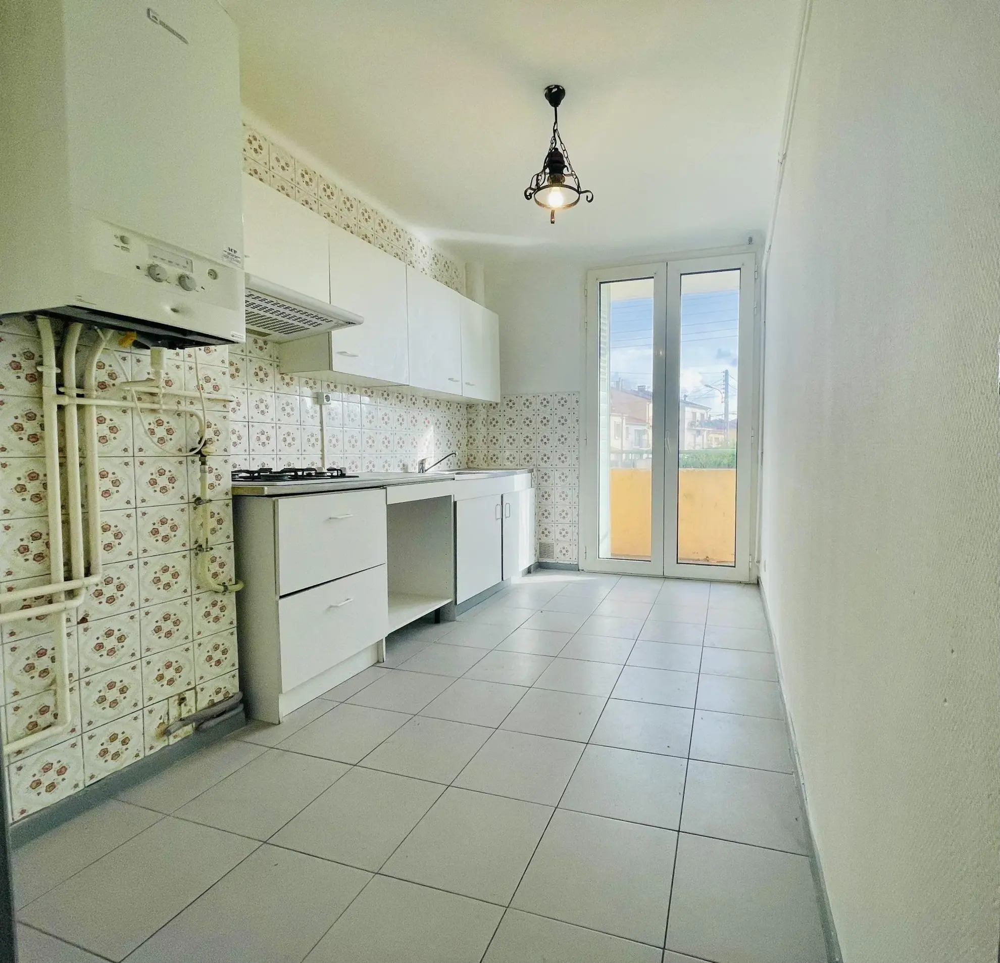 Appartement T3 à vendre à Perpignan avec vue campagne et balcon – 60,16 m² 