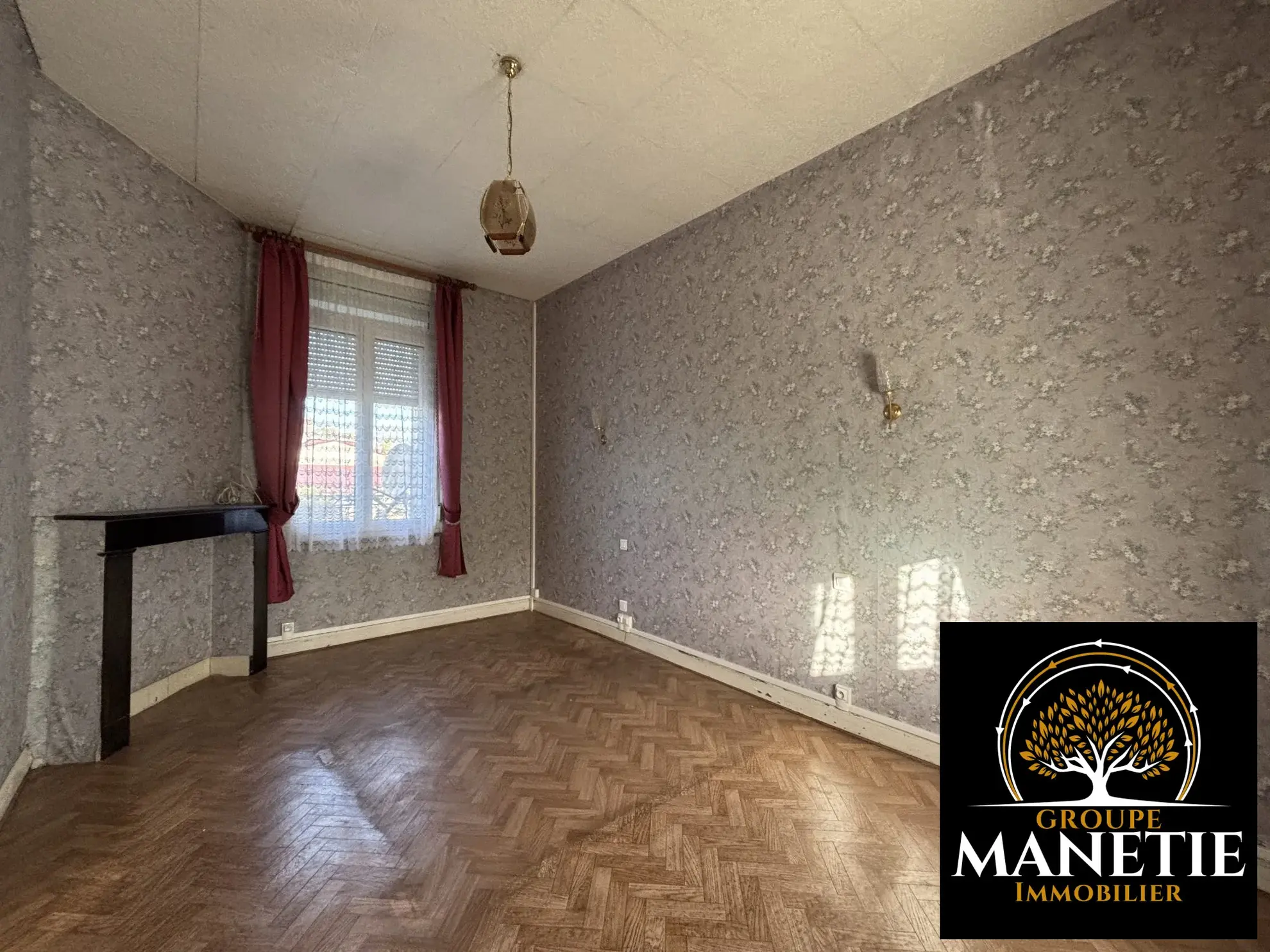 Maison de ville à rénover de 87 m² avec terrasse et jardin à Achicourt 