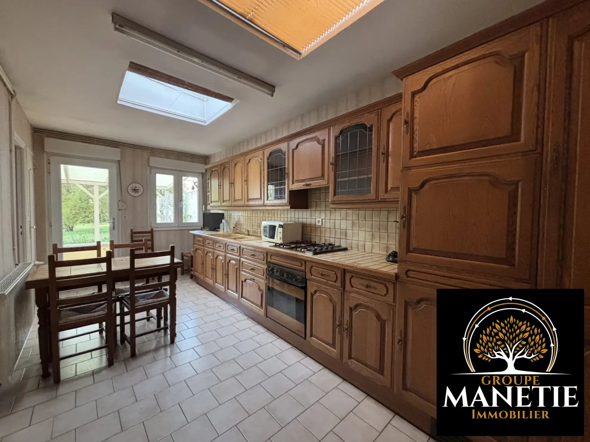 Maison de ville à rénover de 87 m² avec terrasse et jardin à Achicourt 