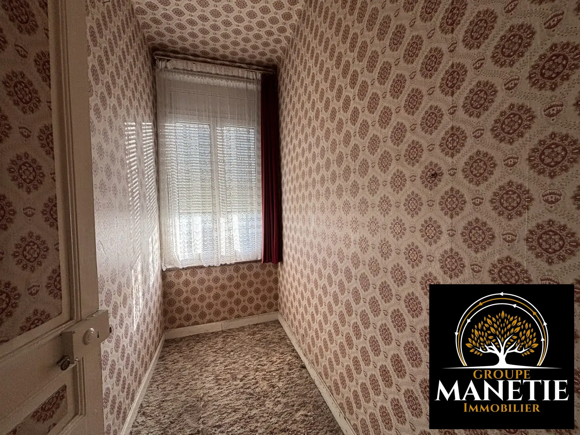 Maison de ville à rénover de 87 m² avec terrasse et jardin à Achicourt 