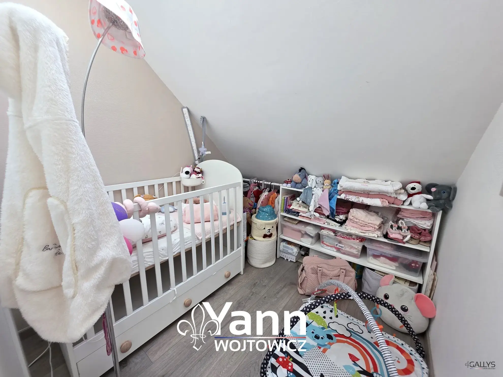 Appartement 3 pièces rénové à Yutz – 56,47 m² carrez, 89 m² au sol, dernier étage 