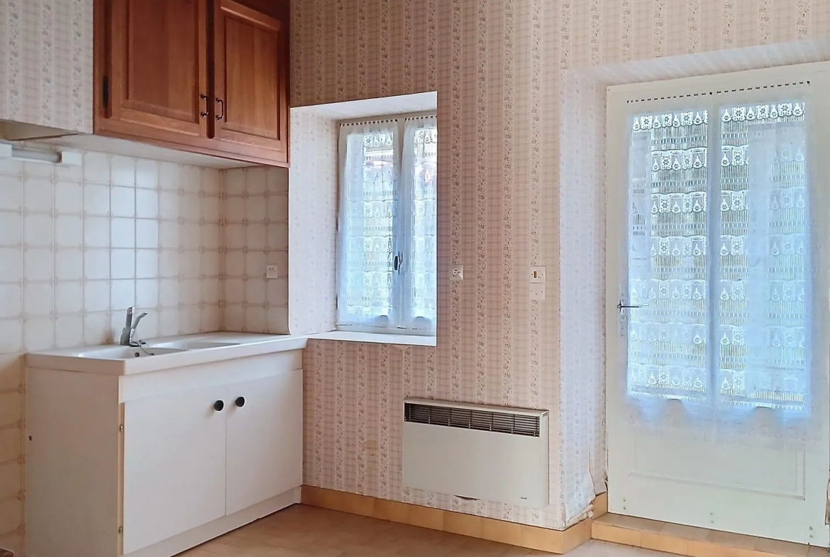 Maison de village à rénover de 101 m² à Montredon Labessonnié 