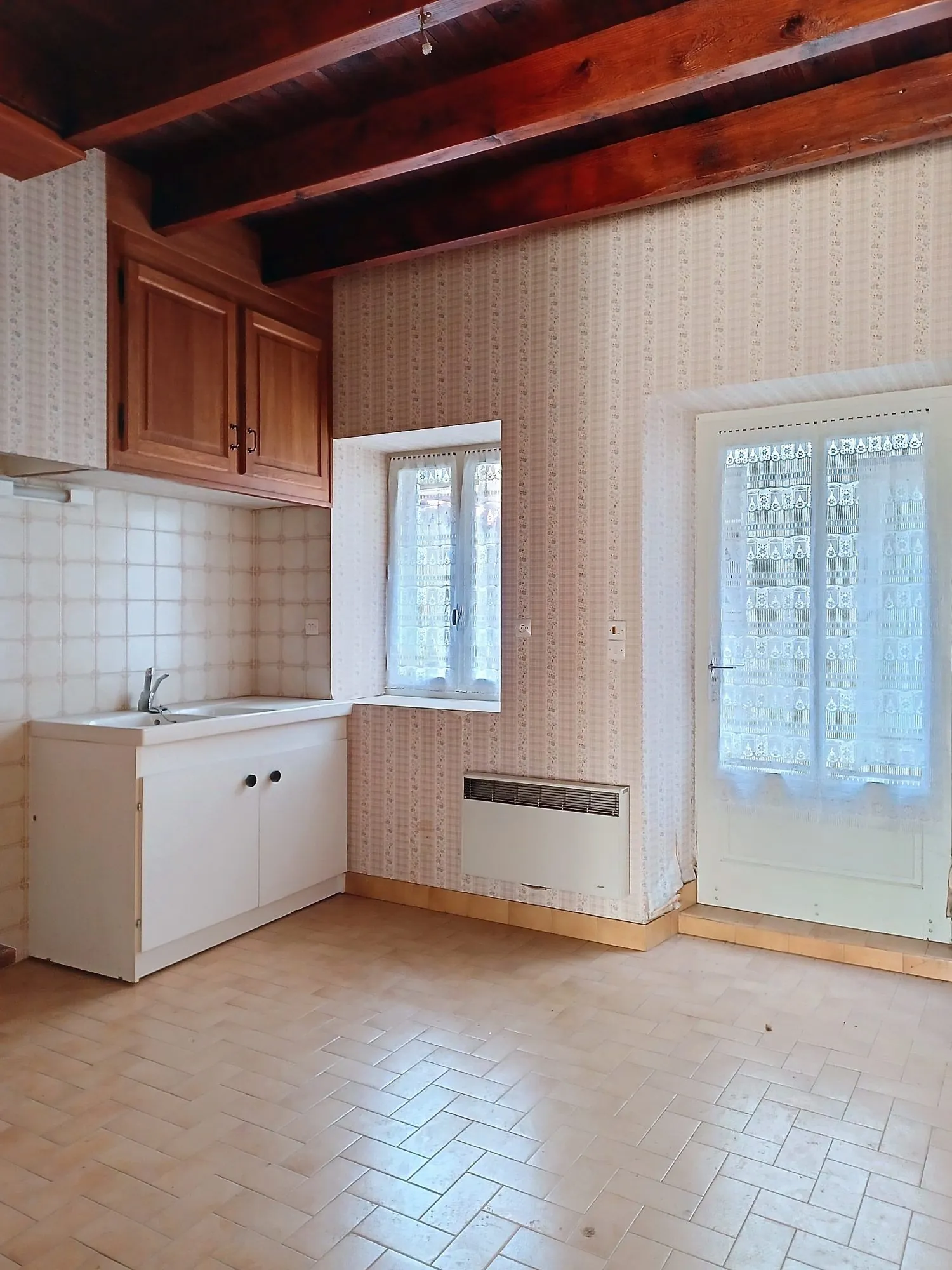 Maison de village à rénover de 101 m² à Montredon Labessonnié 
