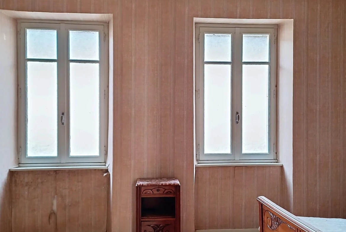 Maison de village à rénover de 101 m² à Montredon Labessonnié 