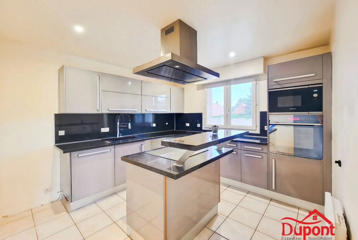 Maison individuelle à Caudry de 120 m² avec jardin, terrasse et stationnement sécurisé 