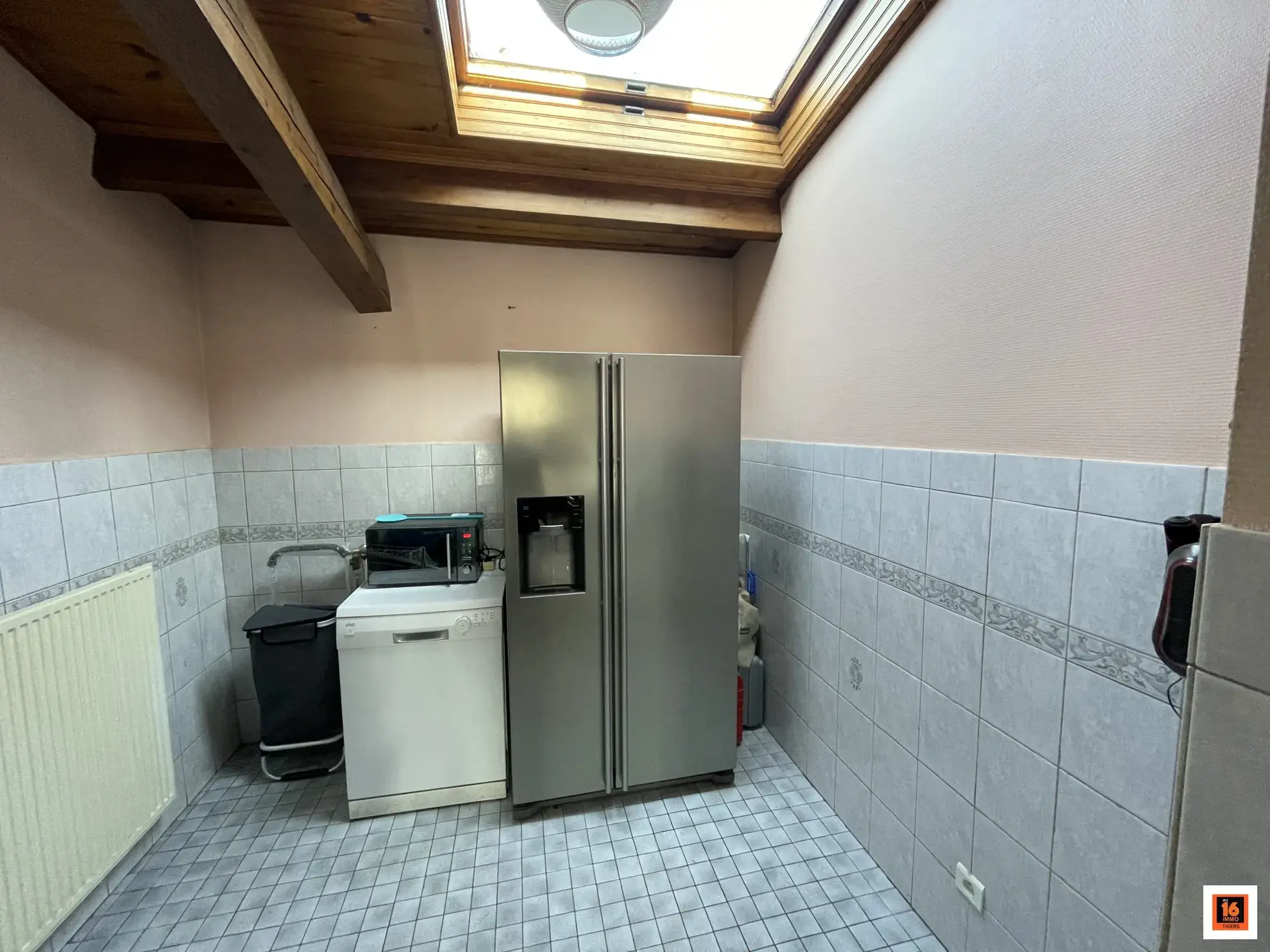 Maison avec dépendances à Gerzat, potentiel d'investissement et habitation idéale 
