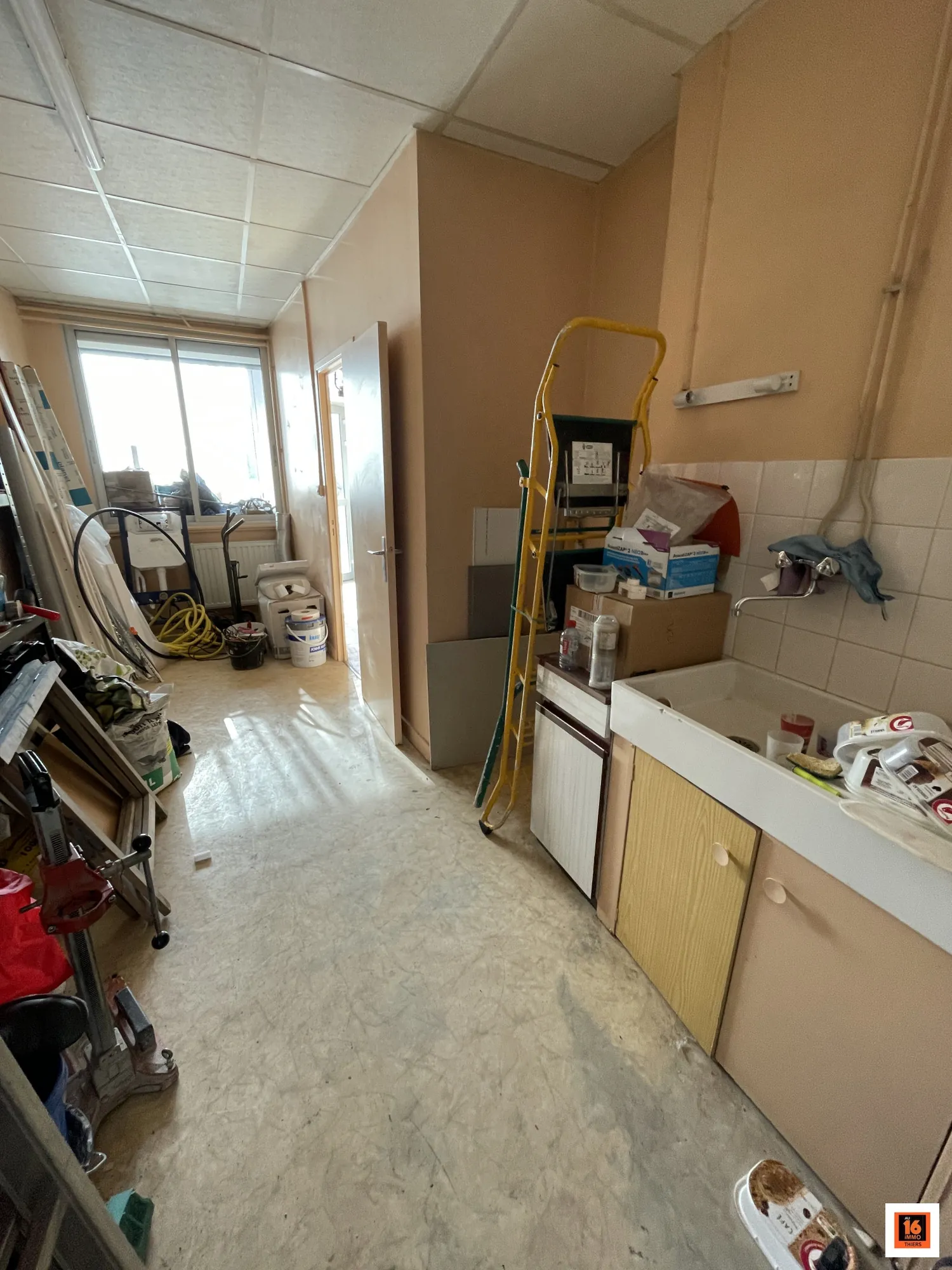 Maison avec dépendances à Gerzat, potentiel d'investissement et habitation idéale 