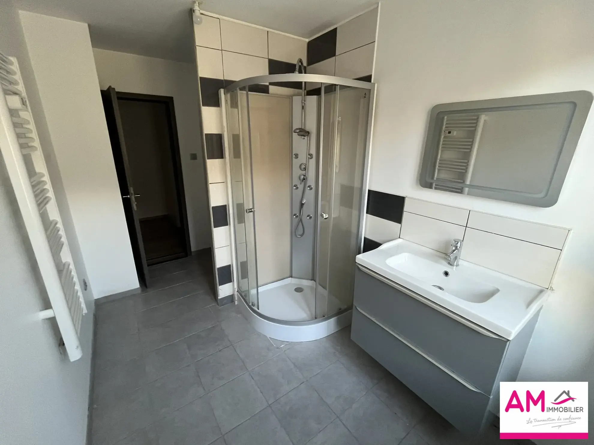 Maison de ville à Thann avec 3 chambres et sous-sol – Prix attractif 