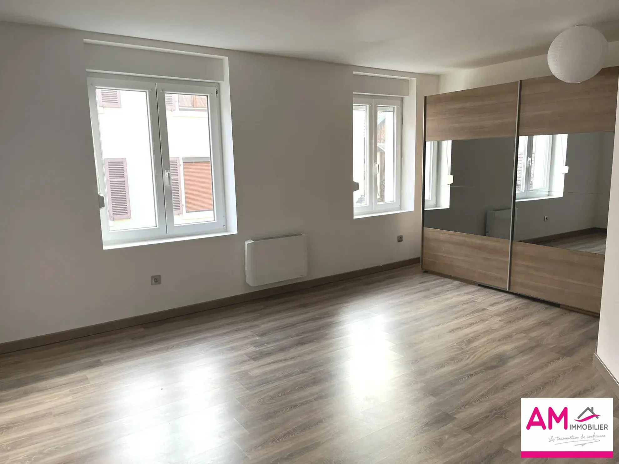 Maison de ville à Thann avec 3 chambres et sous-sol – Prix attractif 