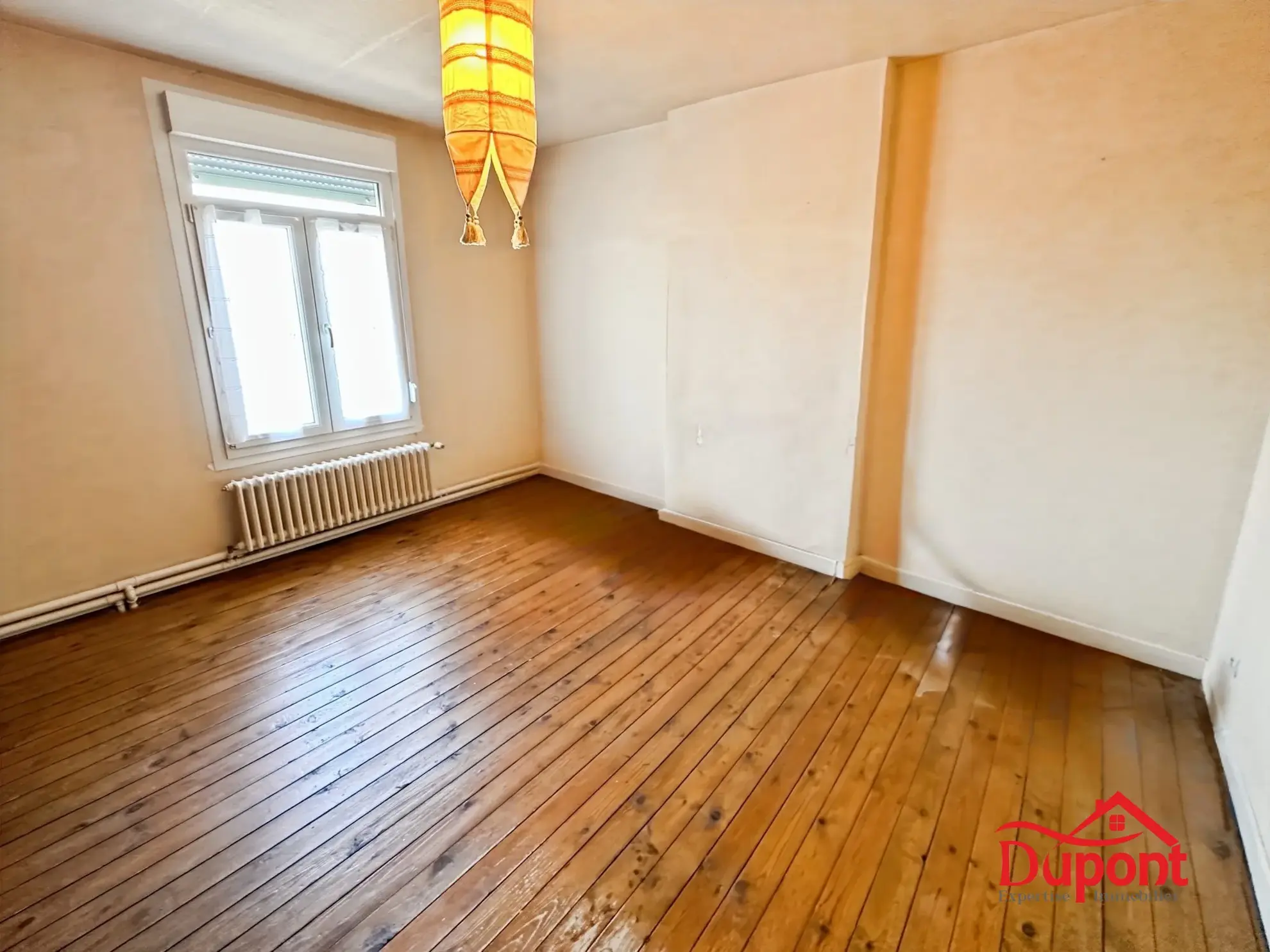 Maison semi-individuelle avec jardin, garage, 3 chambres à Aulnoy aimerie 