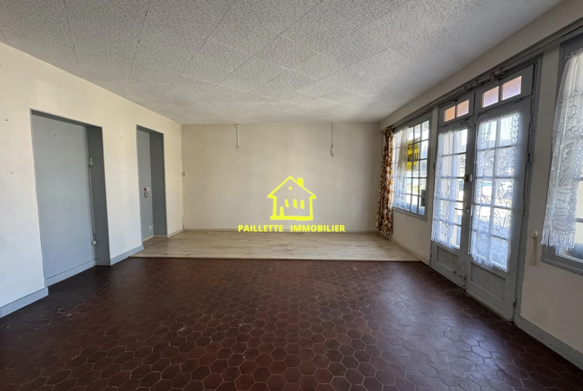 Ensemble immobilier avec jardin, garage et double accès — Investissement idéal à Gonneville-la-Mallet 