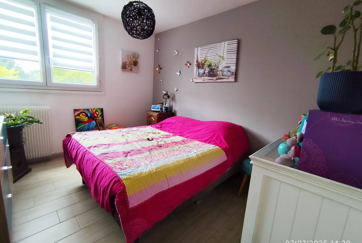Appartement de 62,77 m² avec 2 chambres à Pontoise à vendre pour 189 000 € 