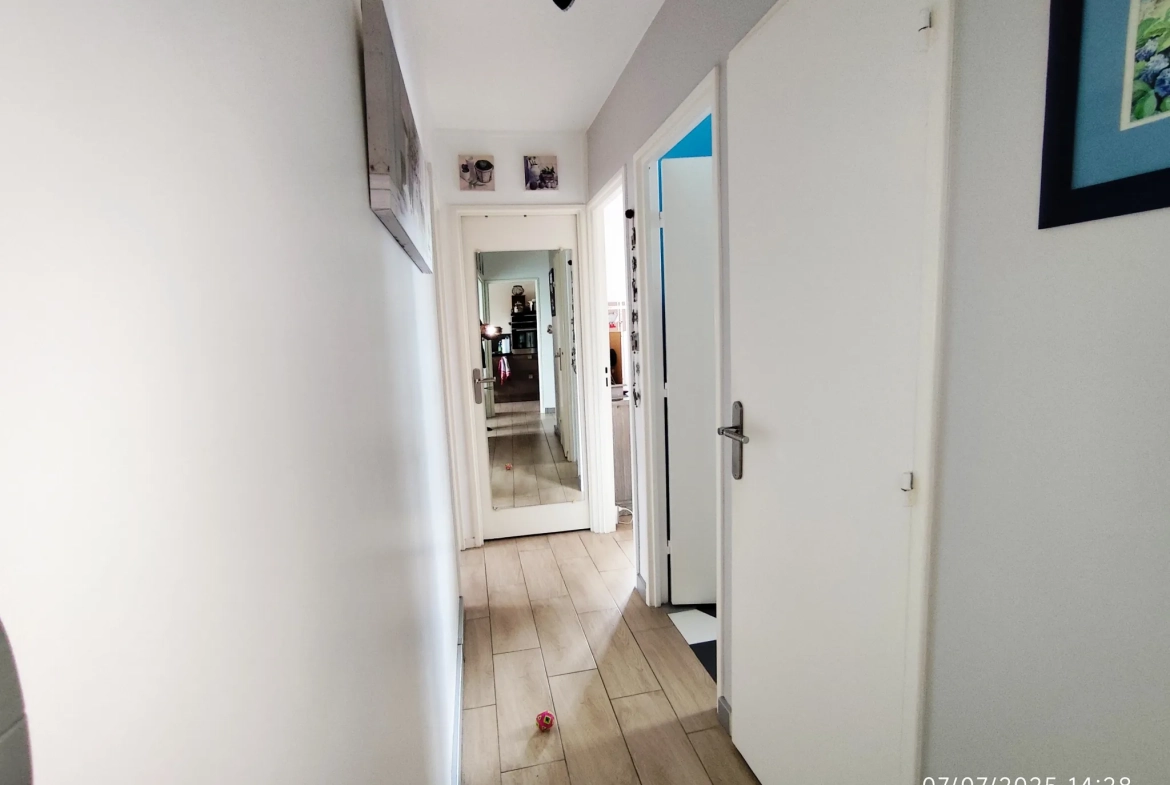 Appartement de 62,77 m² avec 2 chambres à Pontoise à vendre pour 189 000 € 