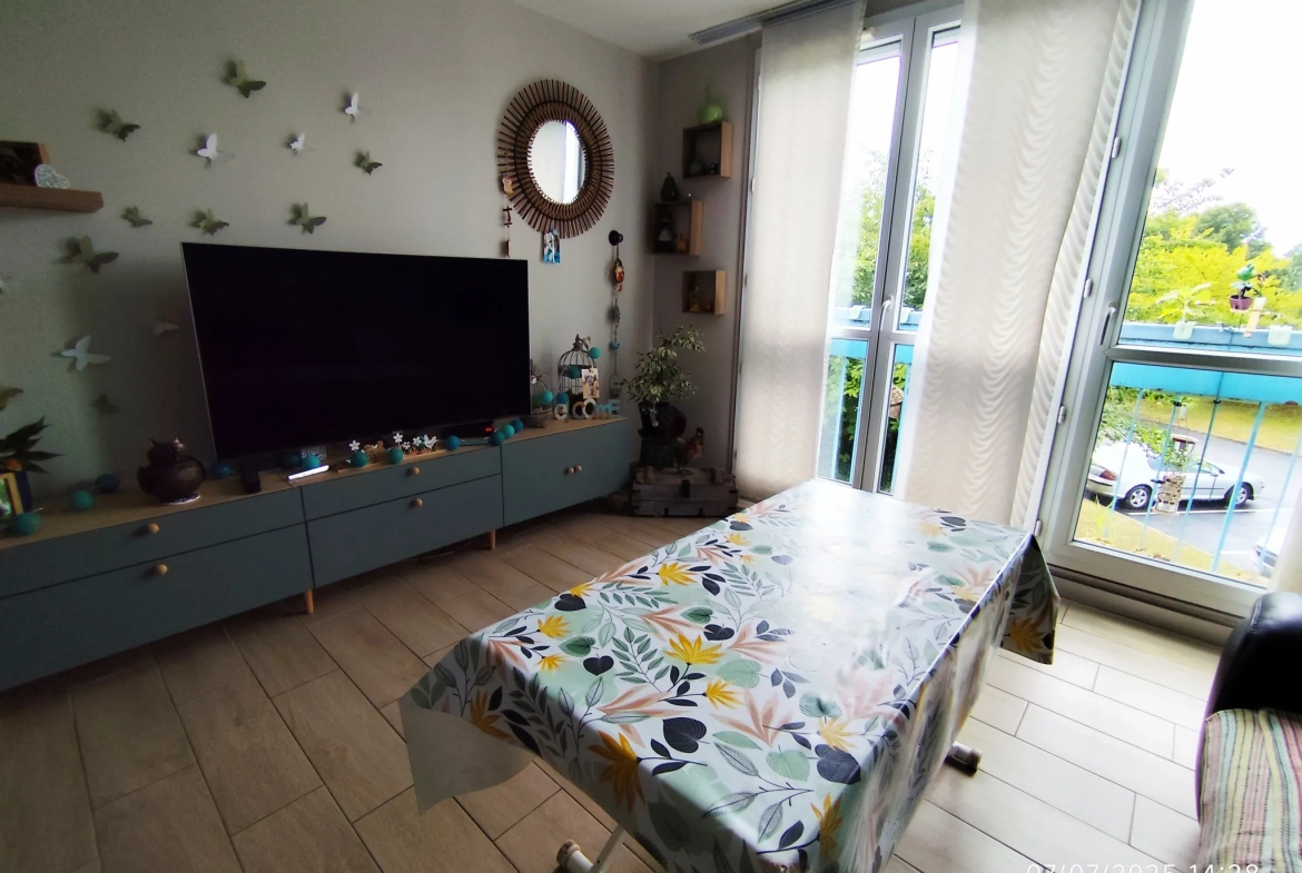 Appartement de 62,77 m² avec 2 chambres à Pontoise à vendre pour 189 000 € 