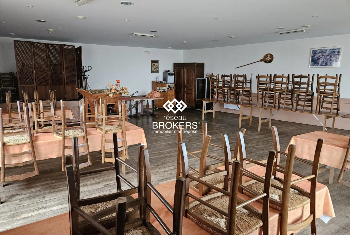 Fonds de commerce bar-restaurant avec licence IV à Bourg-en-Bresse 
