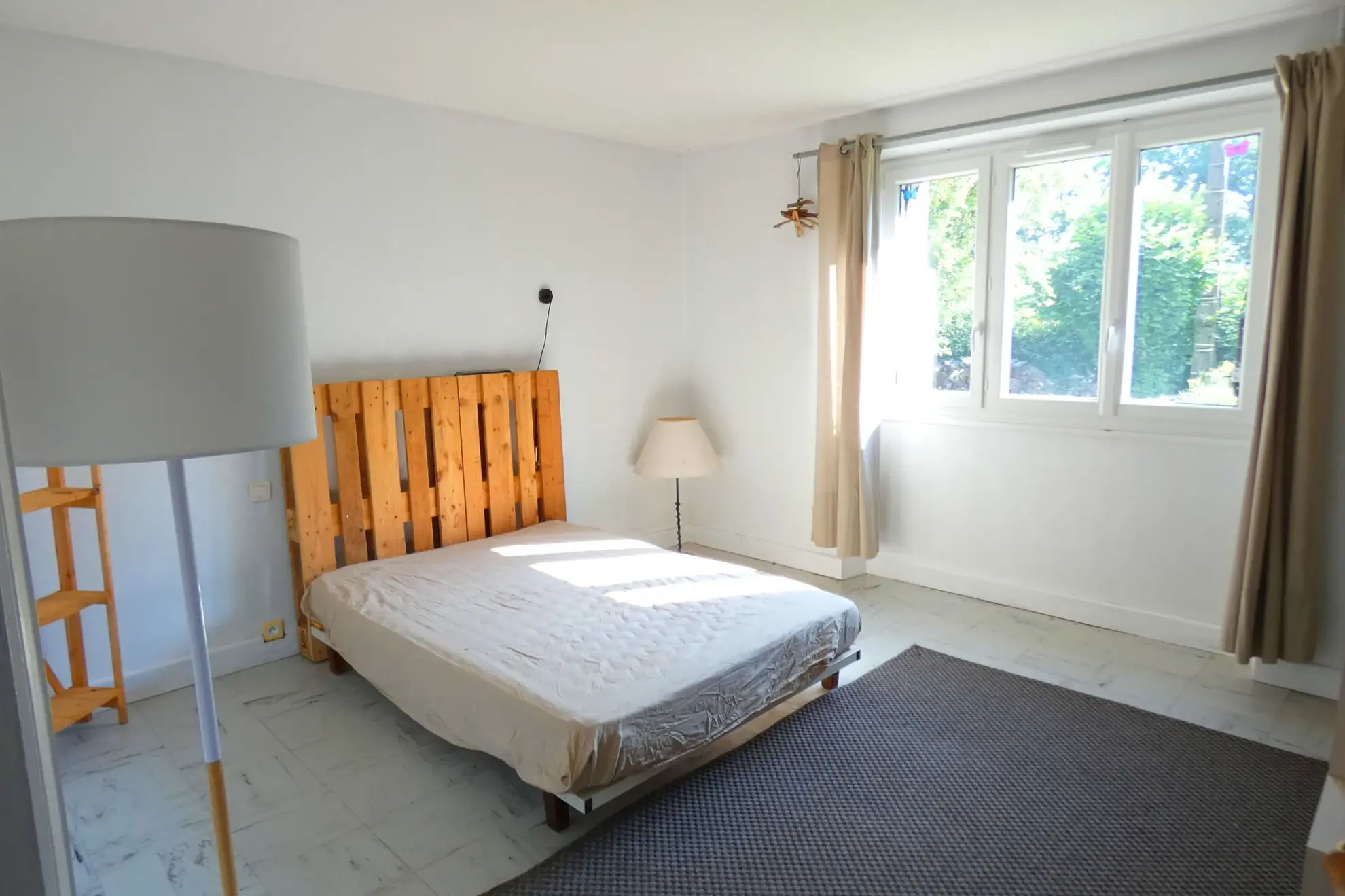 Maison familiale avec appartement indépendant à Ytrac proche Aurillac 