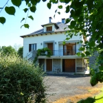 Maison familiale avec appartement indépendant à Ytrac proche Aurillac
