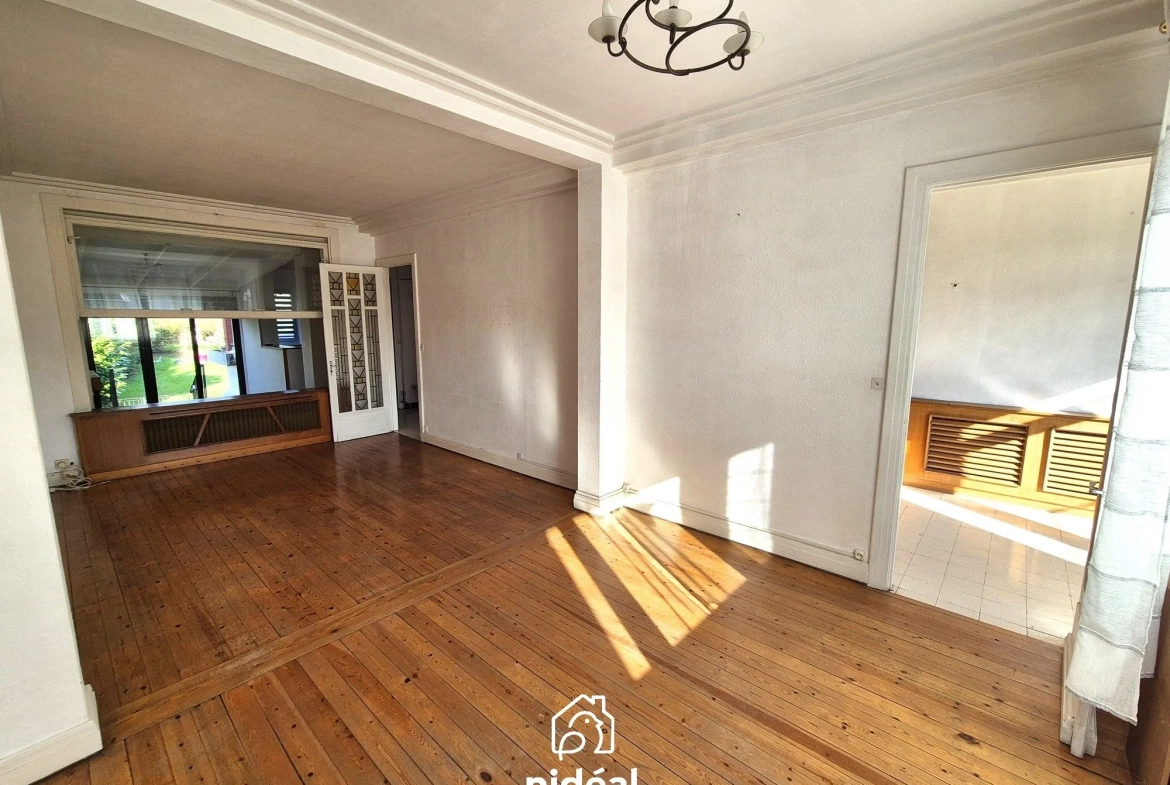 Maison à vendre à Aulnoye-Aymeries de 140 m² en centre-ville 