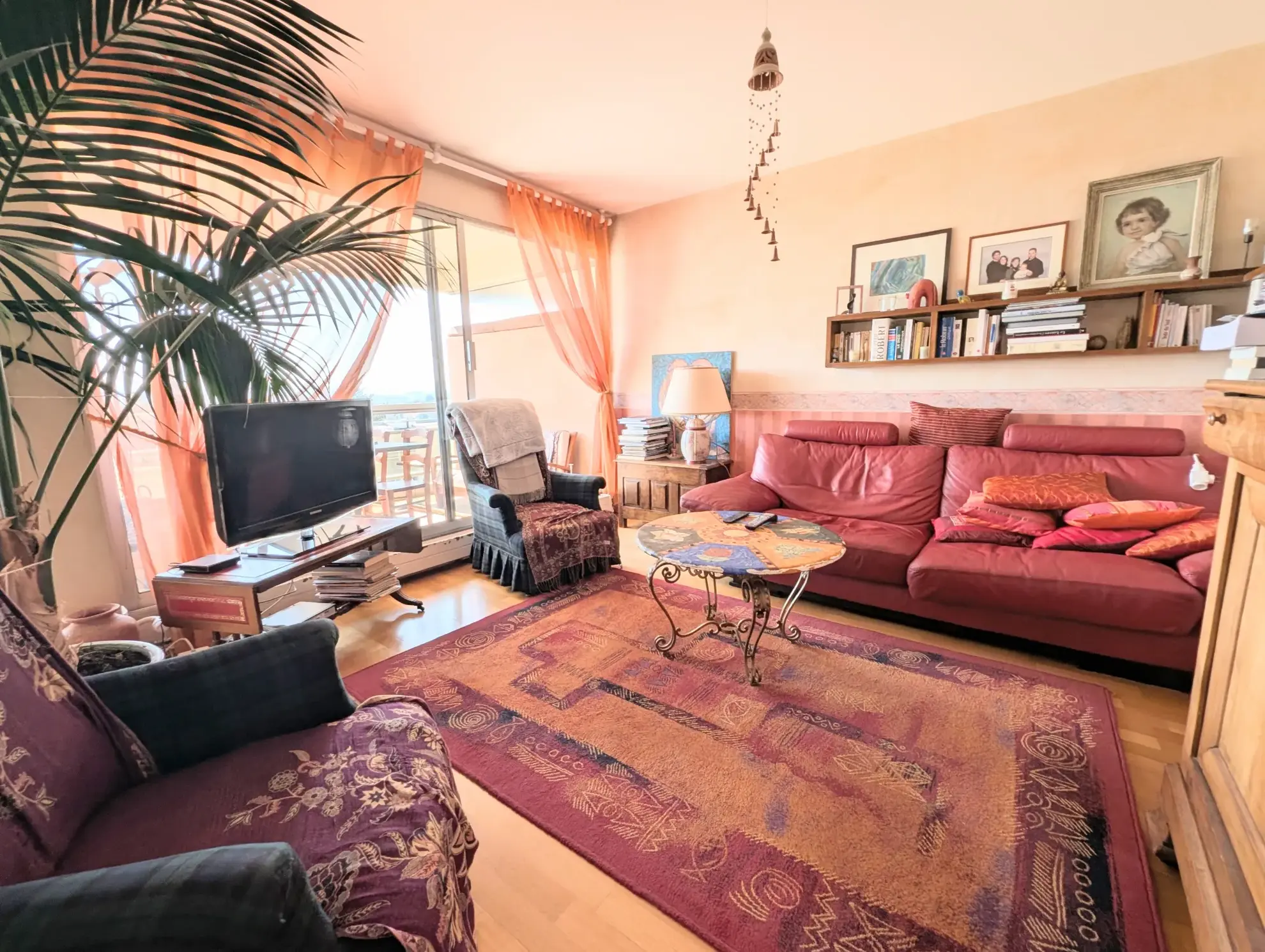 Appartement T3 avec Terrasse et Vue à Chamalieres – Proche Piscine 