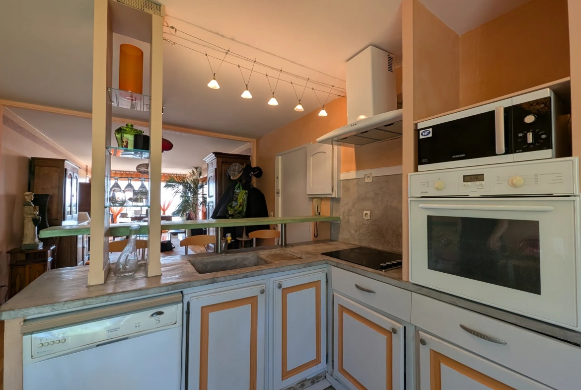 Appartement T3 avec Terrasse et Vue à Chamalieres – Proche Piscine 