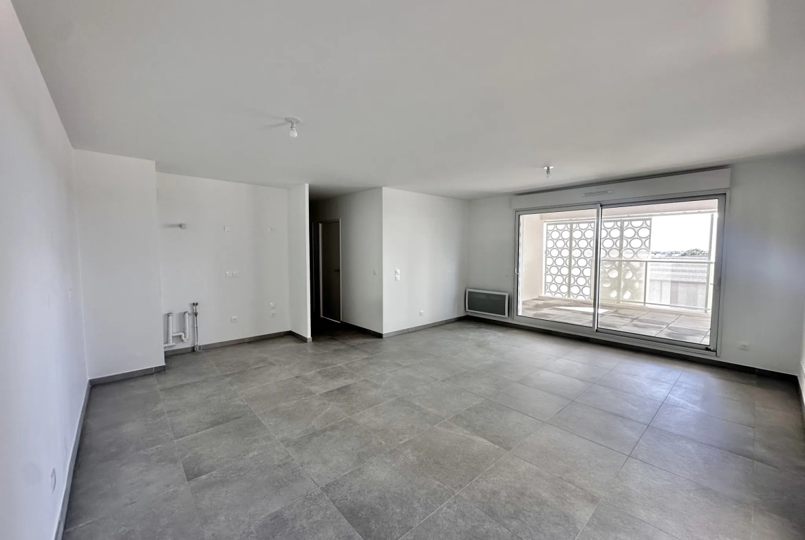 Appartement 4 pièces à vendre à Montpellier Prés d'Arènes, logement neuf avec loggia et parking 