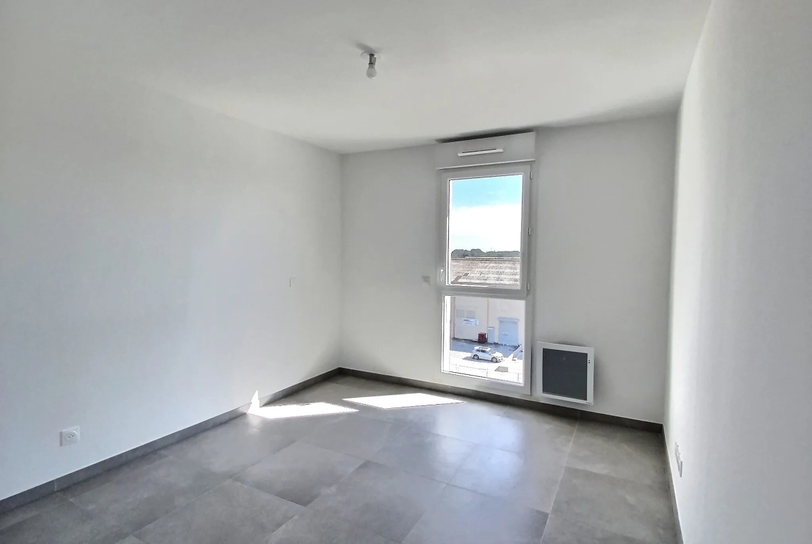 Appartement 4 pièces à vendre à Montpellier Prés d'Arènes, logement neuf avec loggia et parking 