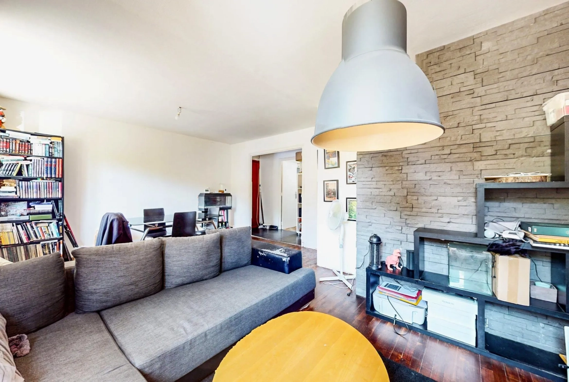 Appartement T2 lumineux de 53,19 m² à Lyon Cuire, secteur calme et proche transports 