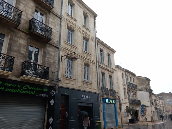 Appartement lumineux de 50m² à Bordeaux Centre, idéal investissement ou résidence