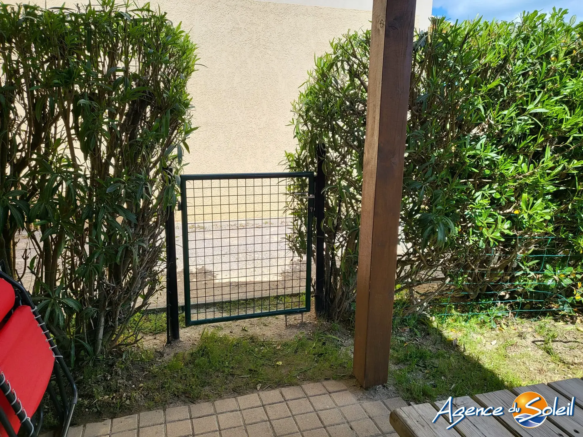 Magnifique maison T3 face à l'étang avec piscine et jardin à Le Barcarès 