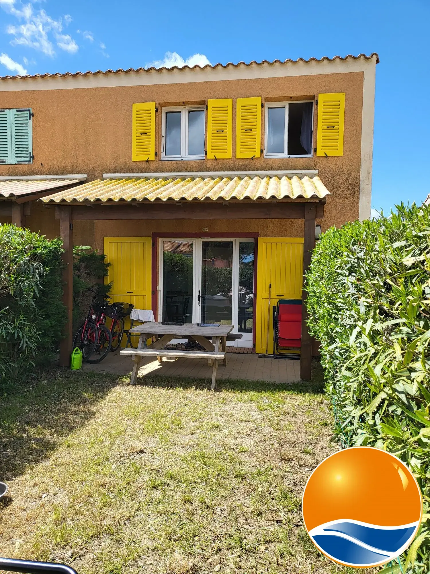 K Magnifique maison T3 face à l'étang avec piscine et jardin à Le Barcarès 