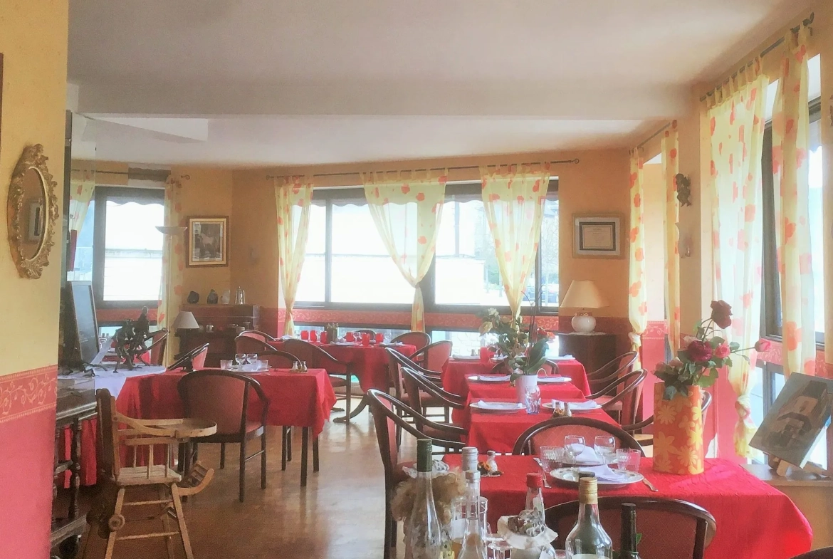 Fonds de commerce hôtel, bar et restaurant à Eymoutiers dans un village de caractère 