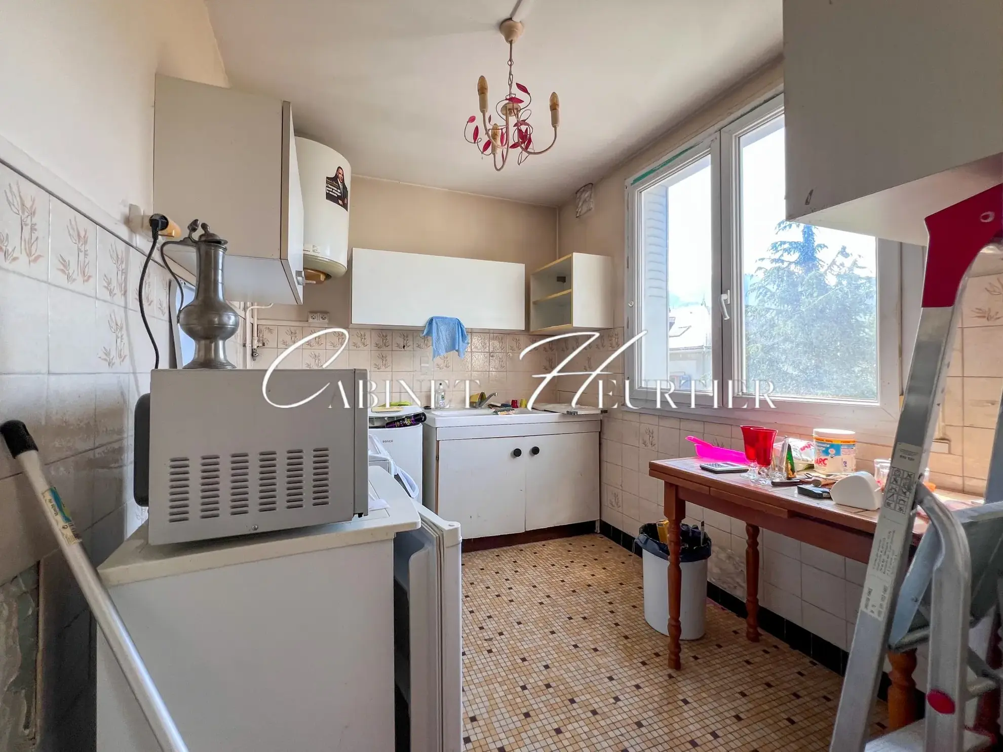 Appartement 4 pièces à vendre à Grenoble avec potentiel de rénovation 