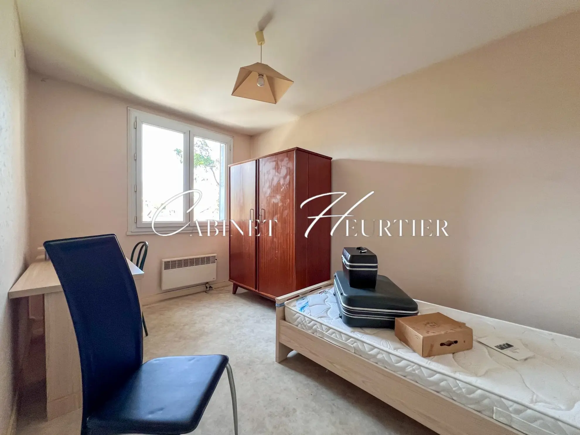 Appartement 4 pièces à vendre à Grenoble avec potentiel de rénovation 