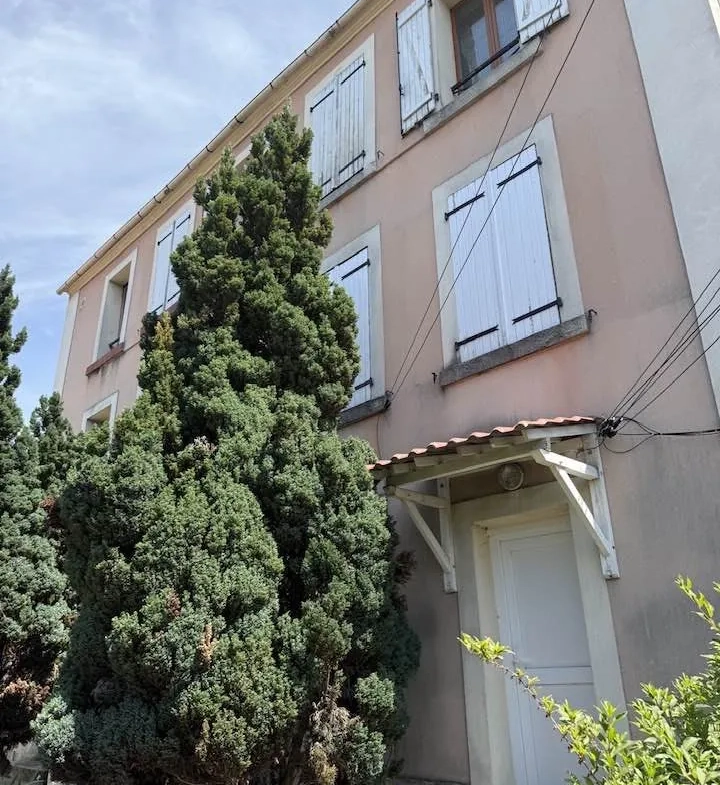 Appartement loué de 47 m² à Corbeil-Essonnes, proche Gare, lumineux, investissement idéal 