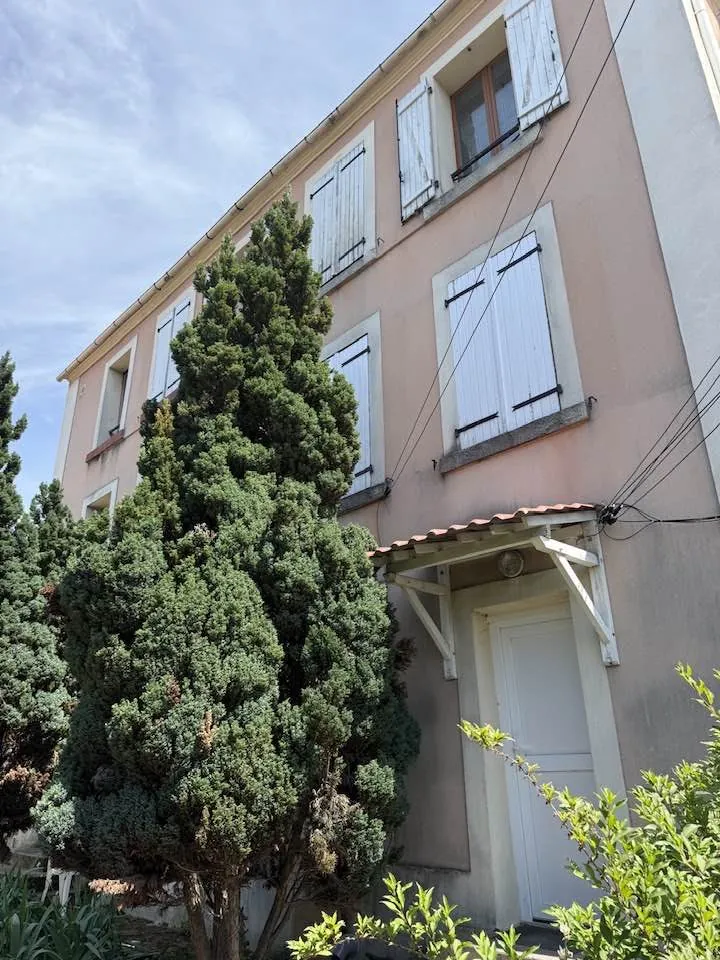 Appartement loué de 47 m² à Corbeil-Essonnes, proche Gare, lumineux, investissement idéal 