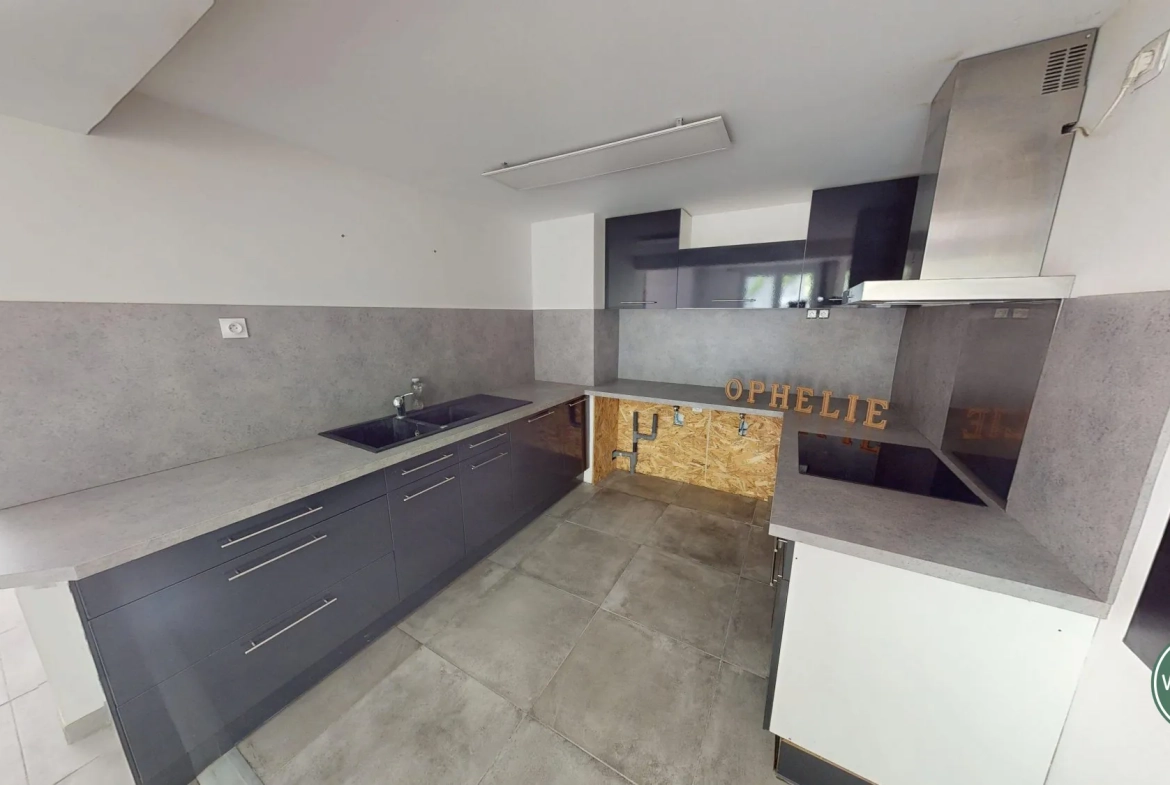 Maison de village 'Ophélie' à Bretteville-l'Orgueilleuse avec garage, idéale investissement ou résidence principale 