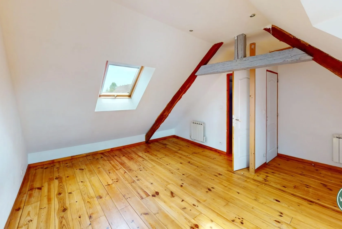 Maison de village 'Ophélie' à Bretteville-l'Orgueilleuse avec garage, idéale investissement ou résidence principale 