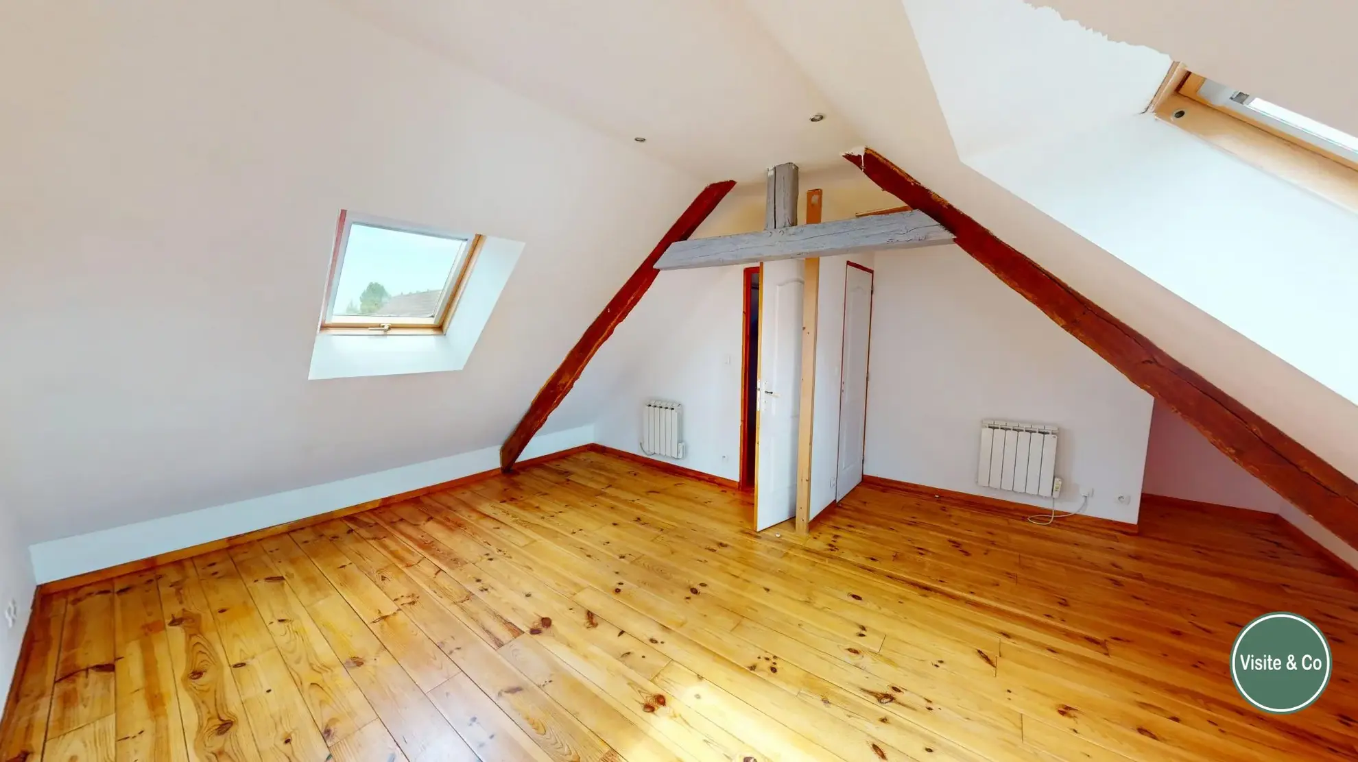 Maison de village 'Ophélie' à Bretteville-l'Orgueilleuse avec garage, idéale investissement ou résidence principale 