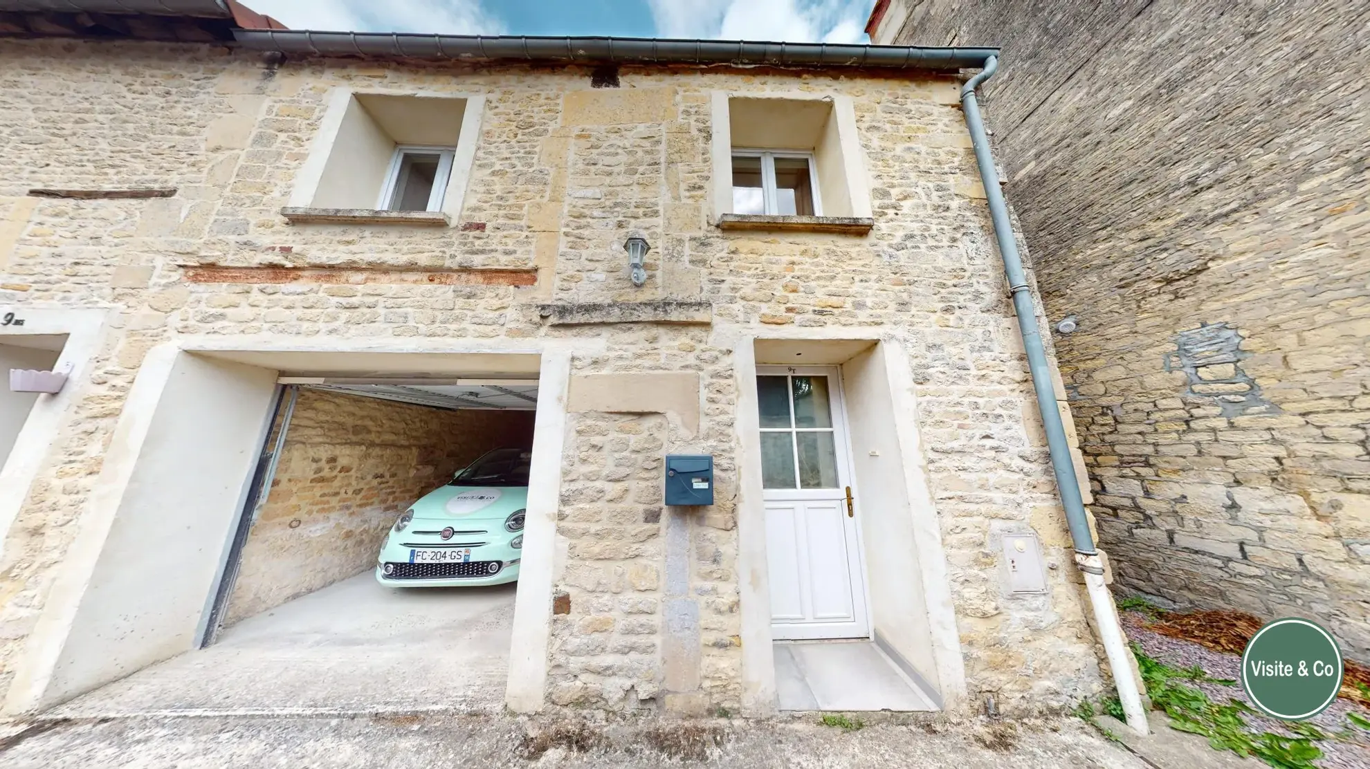 Maison de village 'Ophélie' à Bretteville-l'Orgueilleuse avec garage, idéale investissement ou résidence principale 