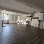 Maison à vendre à Parthenay, 100 m² avec jardin et potentiel de rénovation