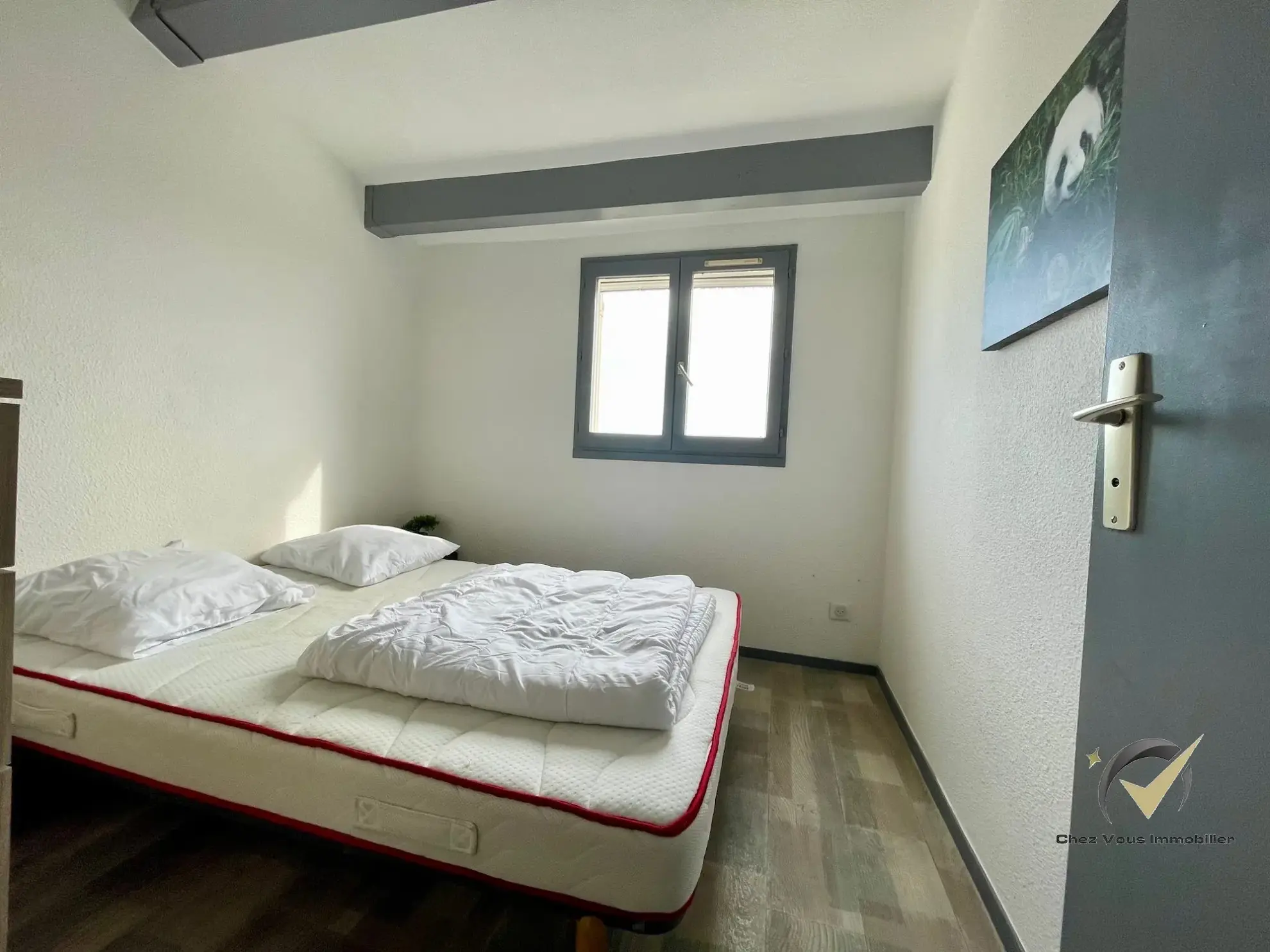 Appartement lumineux de 28 m² avec piscine et vue dégagée à Fréjus 