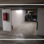 Garage de 52 m² en sous-sol à Mandelieu - Stationnement sécurisé