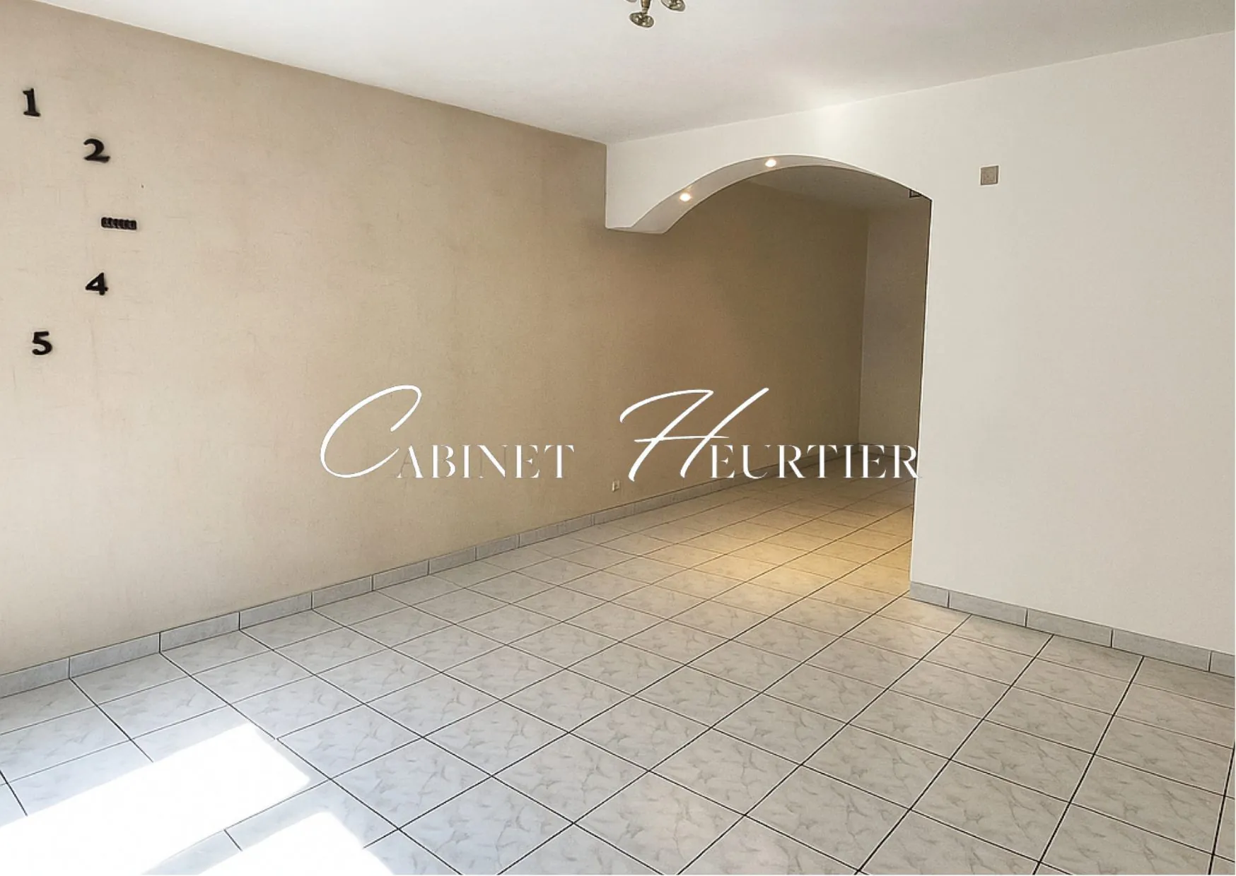 Appartement T4 spacieux à Sassenage avec cave et parking privé 