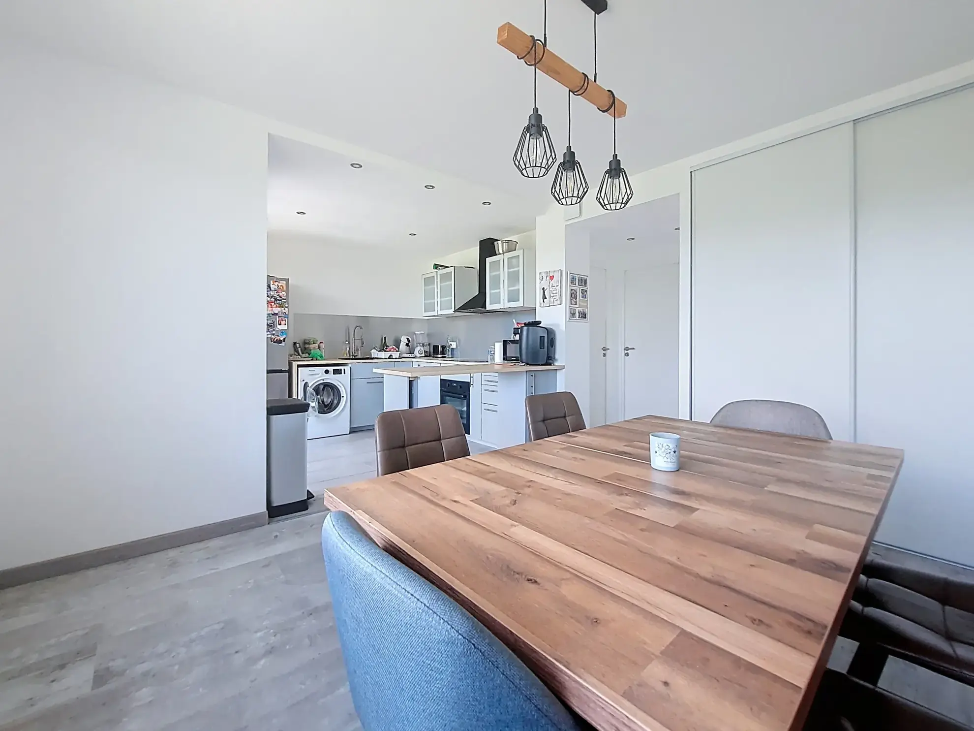 Appartement T3 rénové de 65 m2 à Saint-Symphorien-d’Ozon - Dernier étage avec cave 